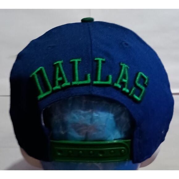 Dallas Mavericks Classic Logo Retro Snapback Hat Cap - Picture 2 of 6